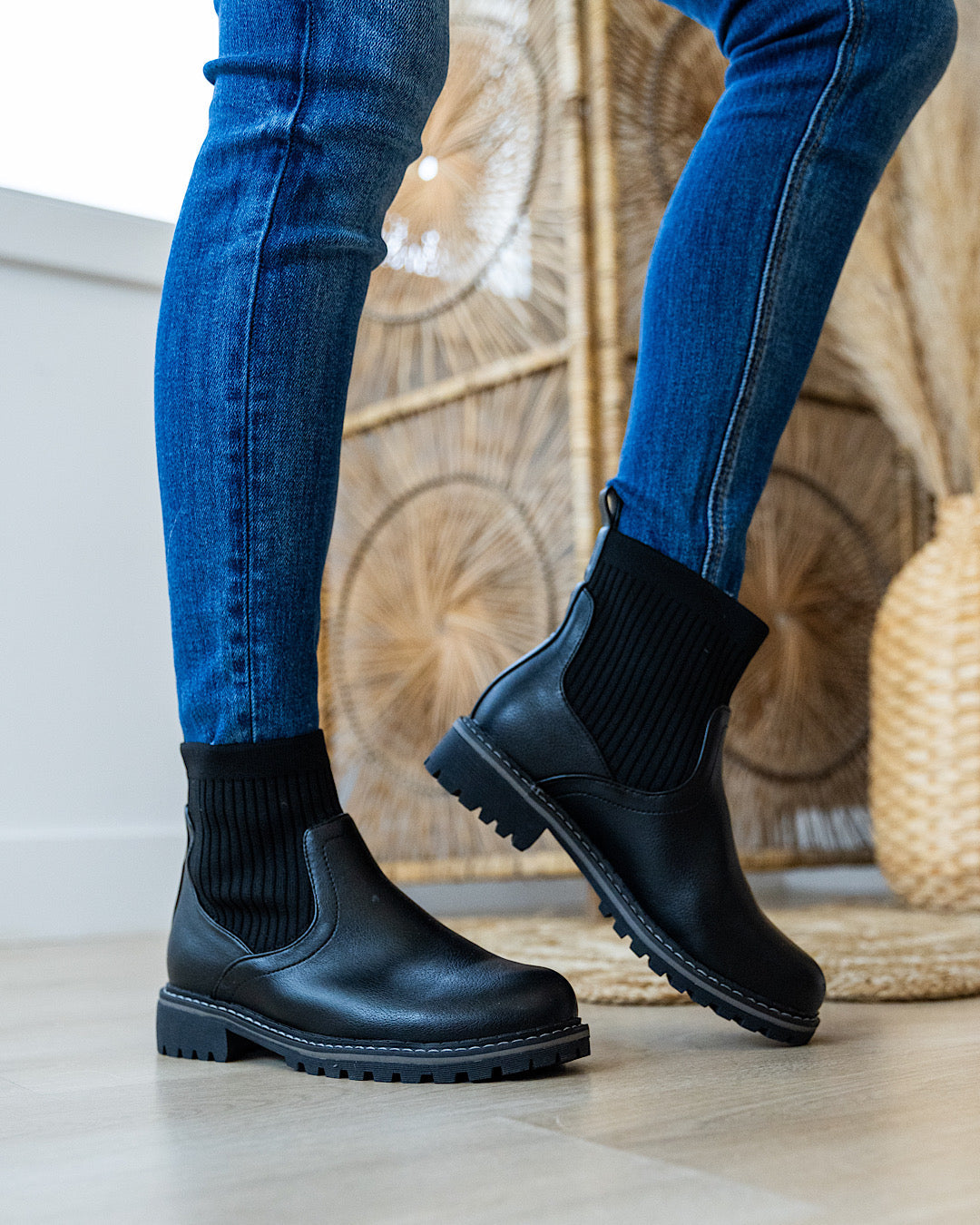 Corkys Cabin Fever Bootie 2 - Black