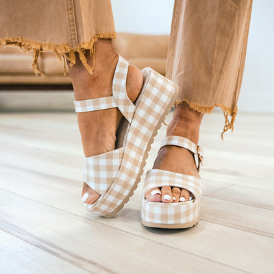 Dirty Laundry Jump Out Sandals - Natural Gingham  Chinese Laundry   