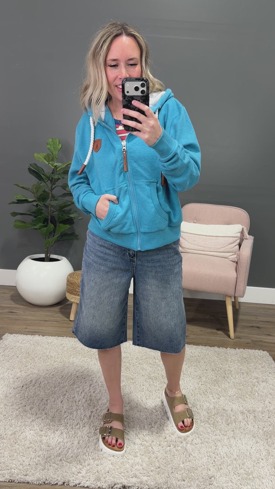 NEW! Wanakome Cropped Zip Up Hoodie - Lagoon Blue Wanakome