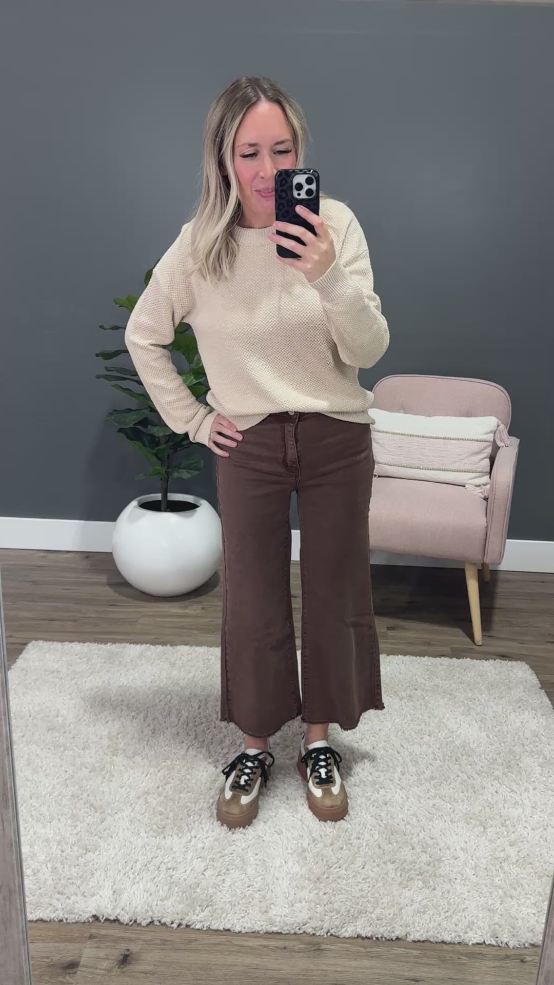 NEW! Mae Wide Leg Cropped Jeans - Mahogany Zenana