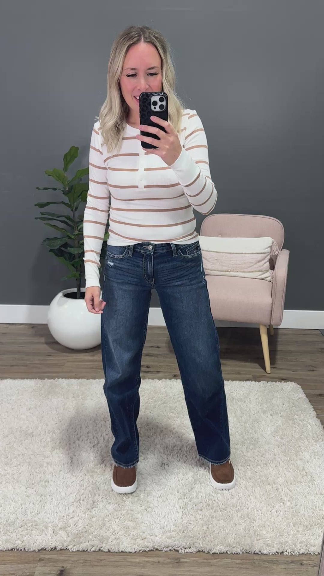 NEW! KanCan Corrine Wide Leg Jeans KanCan