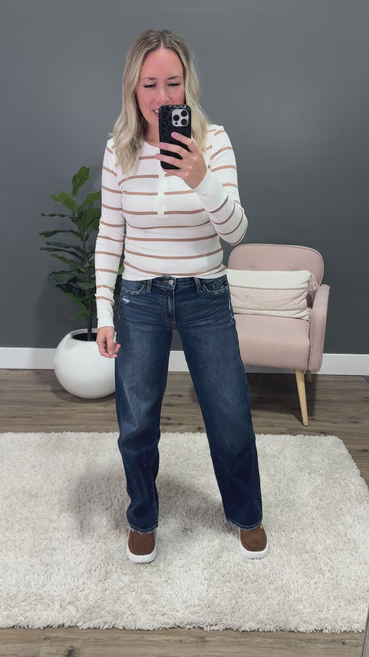 NEW! KanCan Corrine Wide Leg Jeans KanCan