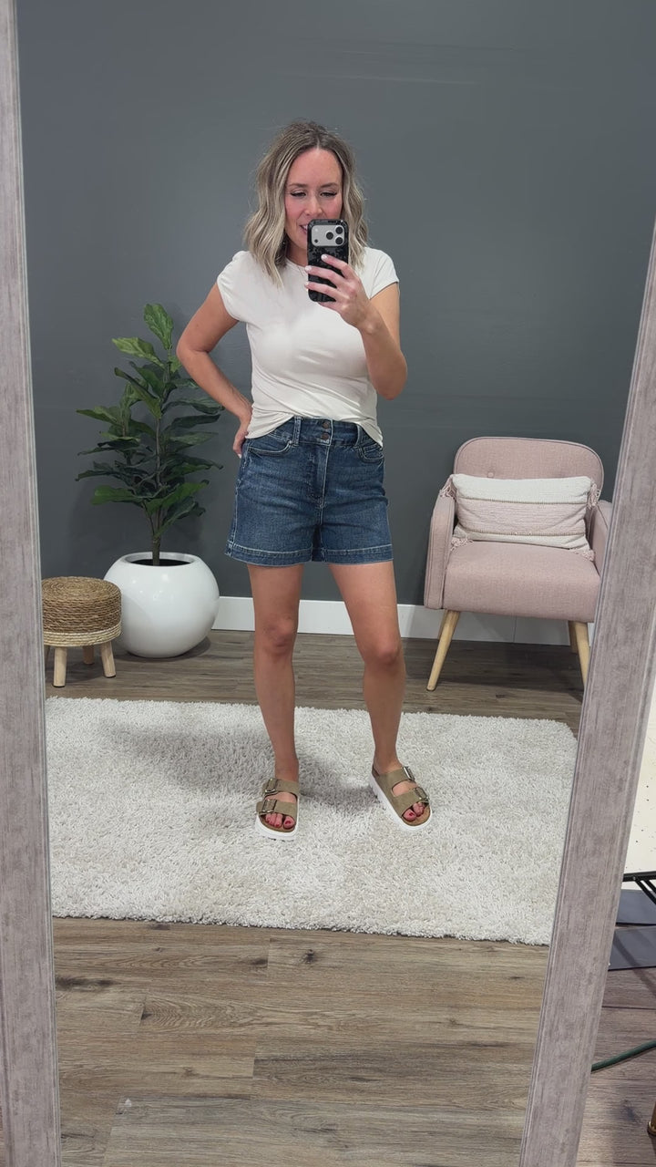 NEW! Judy Blue Melanie Control Top Jean Shorts Judy Blue