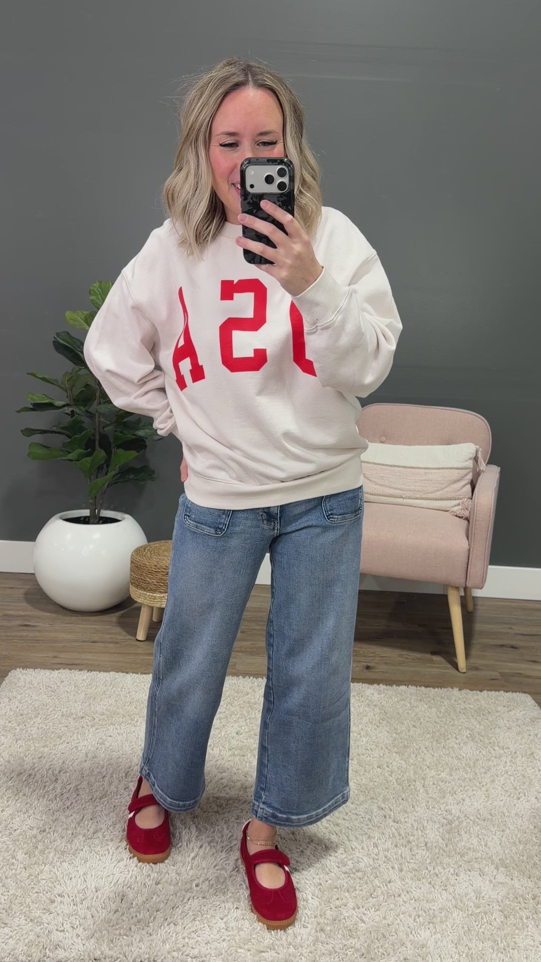 NEW! USA Ivory Sweatshirt Tres Bien