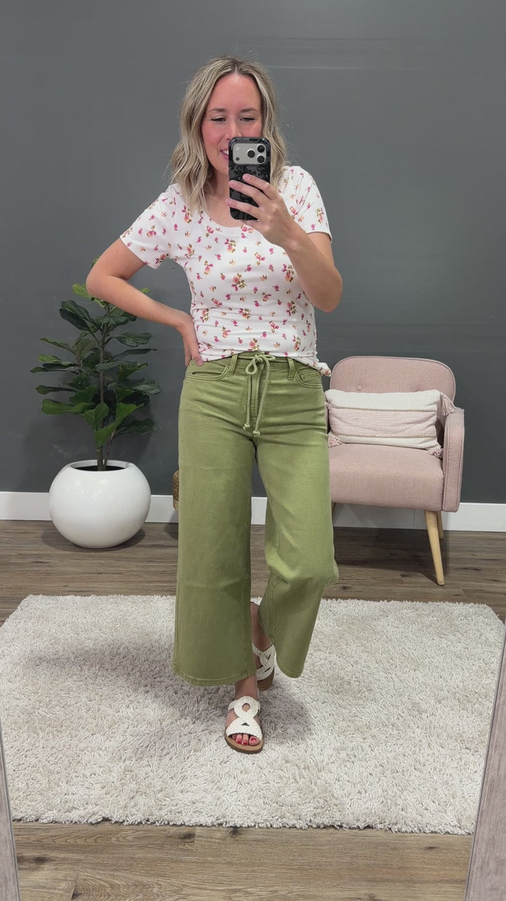 NEW! Reagan Floral Ribbed Top - Ivory & Pink