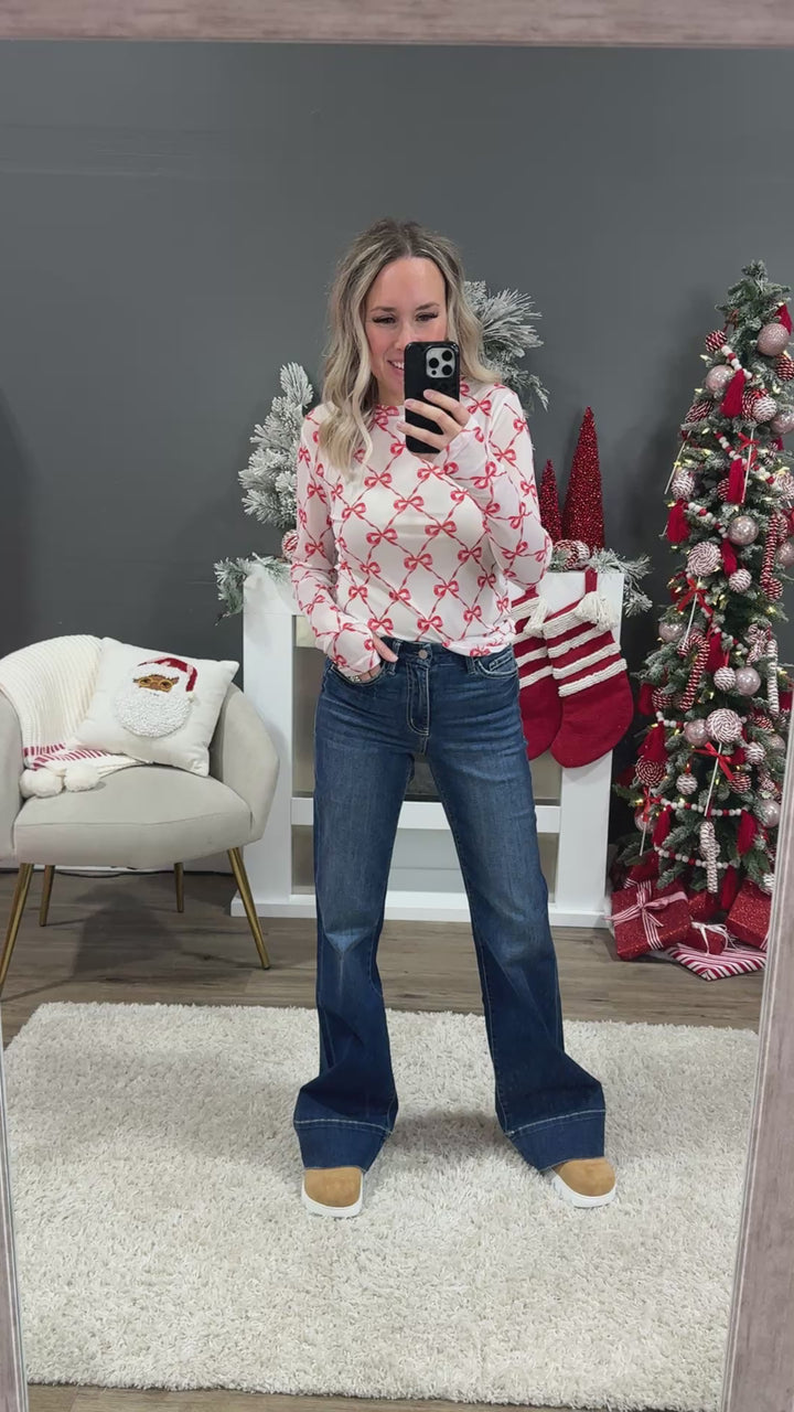 NEW! Vervet Chantal Non Distressed Trouser Flare Jeans