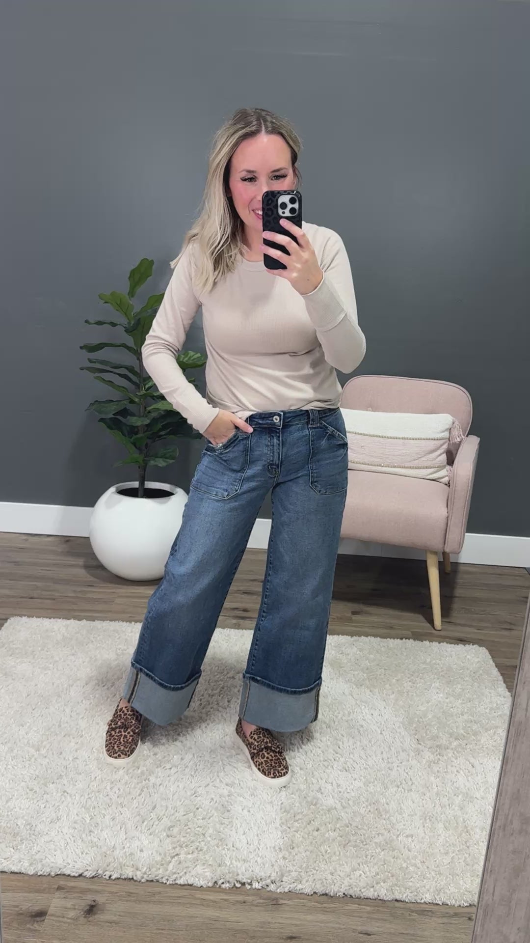 NEW! KanCan Risk Taker Rolled Hem Wide Leg Jeans KanCan