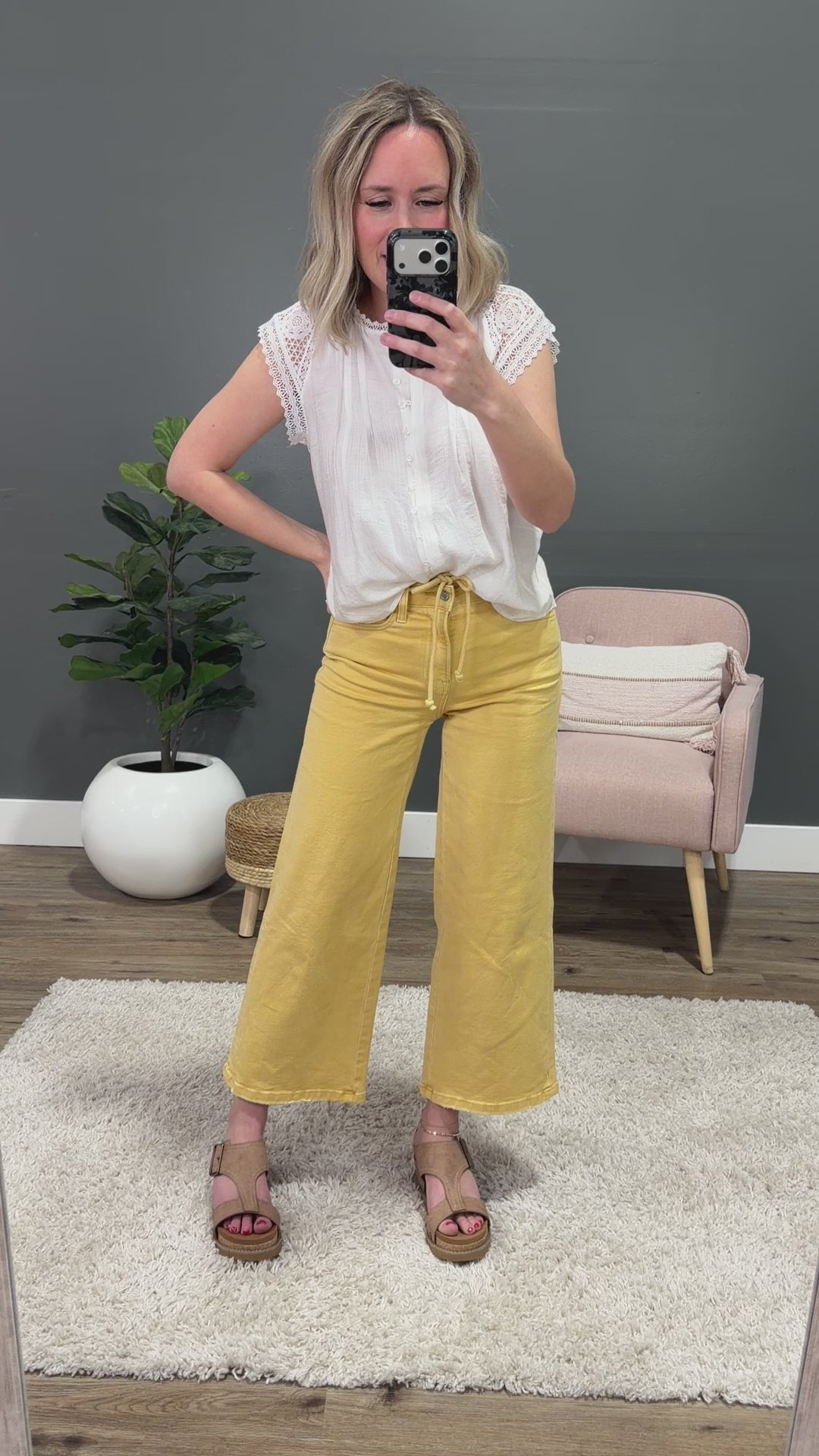 NEW! Vervet Kacie Cropped Wide Leg Jeans - Marigold Vervet